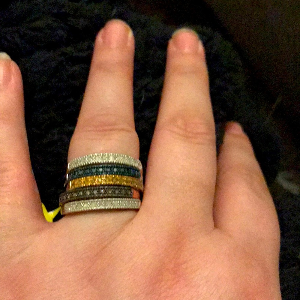 SET OF 5 GENUINE DIAMOND RINGS!!